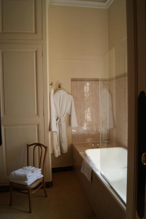 Chateau De La Verrerie Hotel Aubigny-sur-Nère Стая снимка
